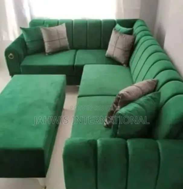 Classic L-Shape Chairs With Uphostery Center Table
