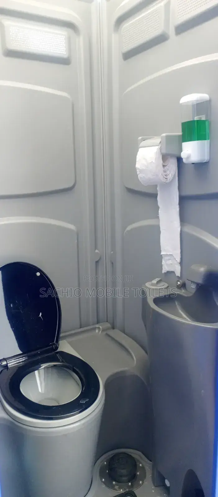 Durable Portable Toilets for Oil and Gas Operations