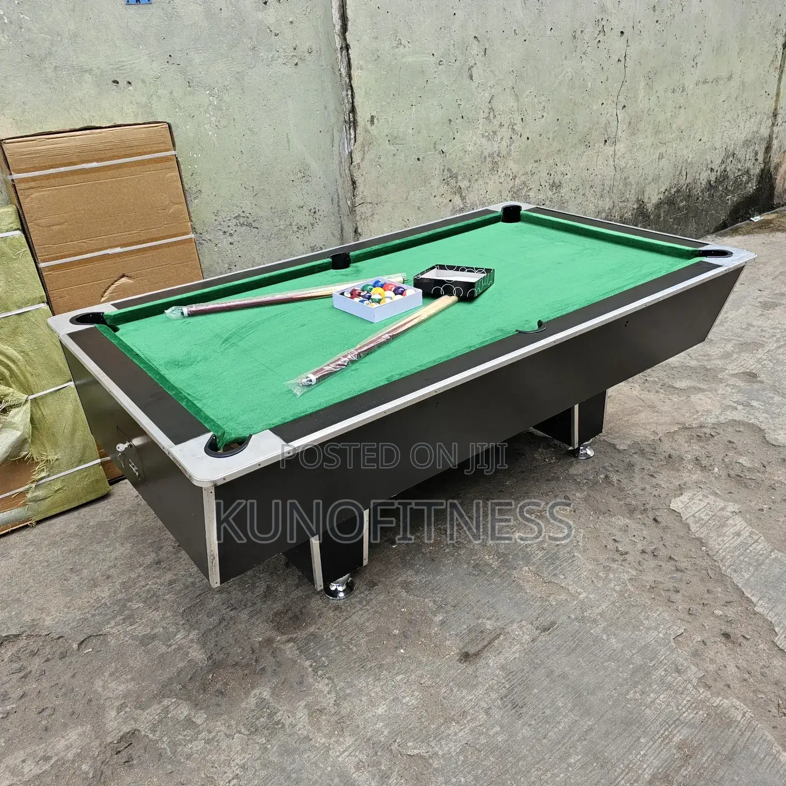 HDF Snooker Tables With Complete Accessory From Nigeria