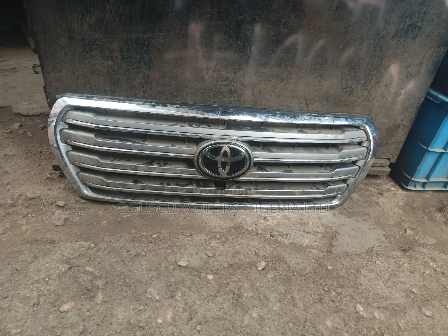 Front Grille Land Cruiser 2012 to 2015 Model