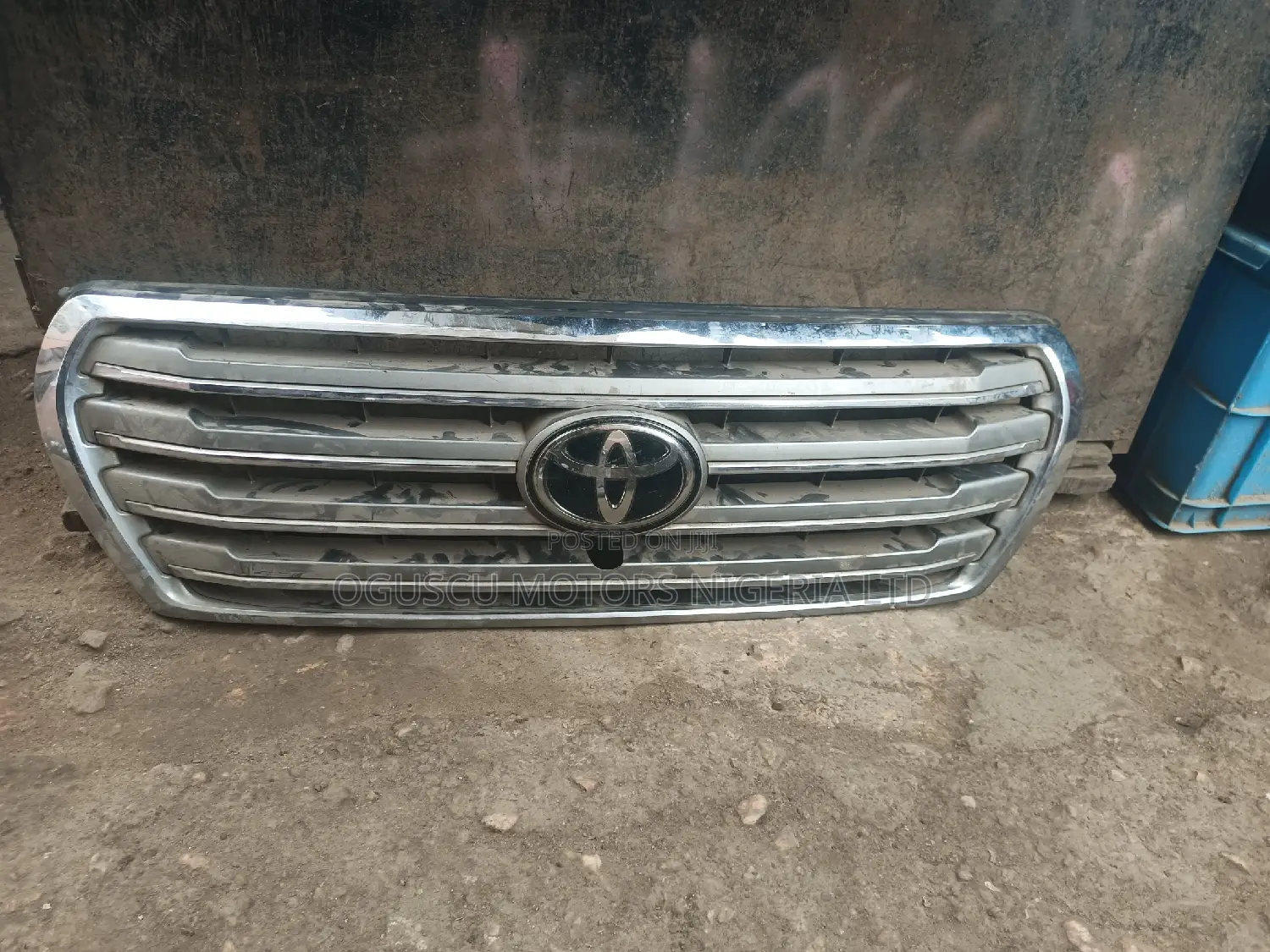 Front Grille Land Cruiser 2012 to 2015 Model