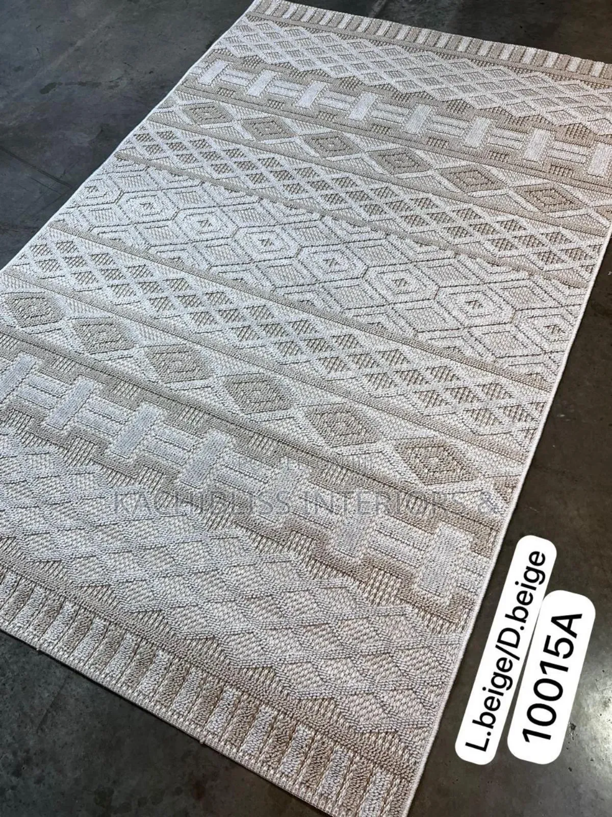 4 by 6ft Beautiful Modern Center Rugs