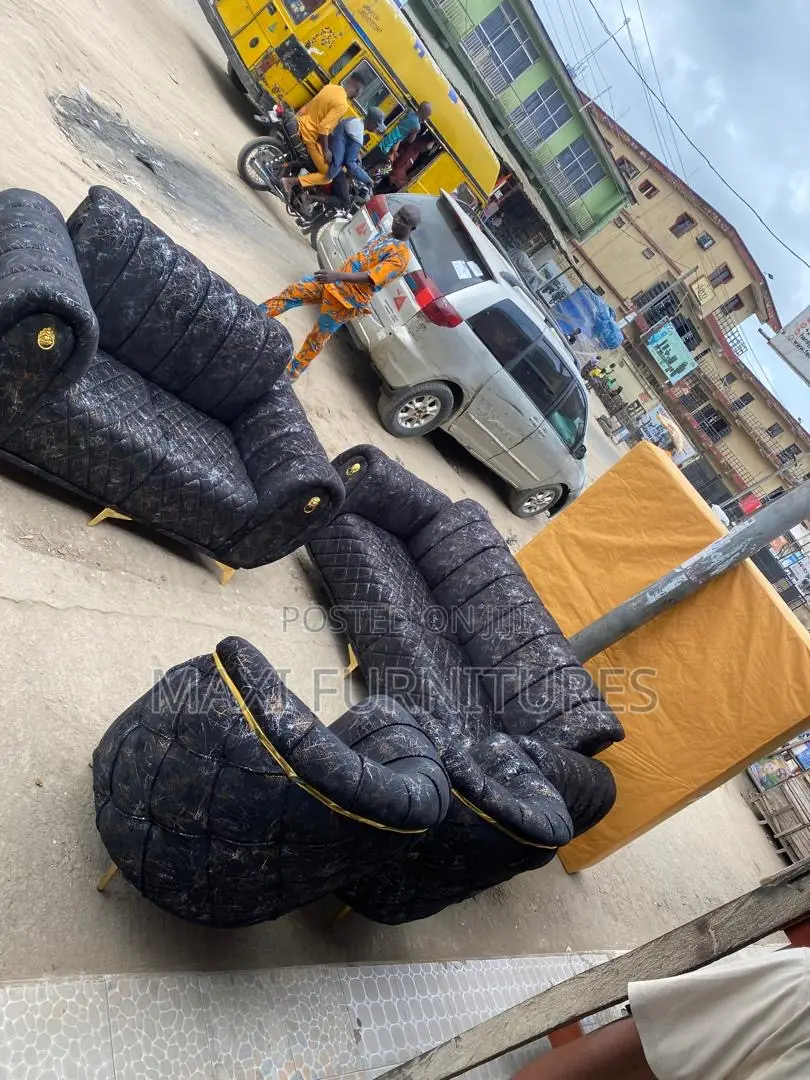 Complete Set of Chair