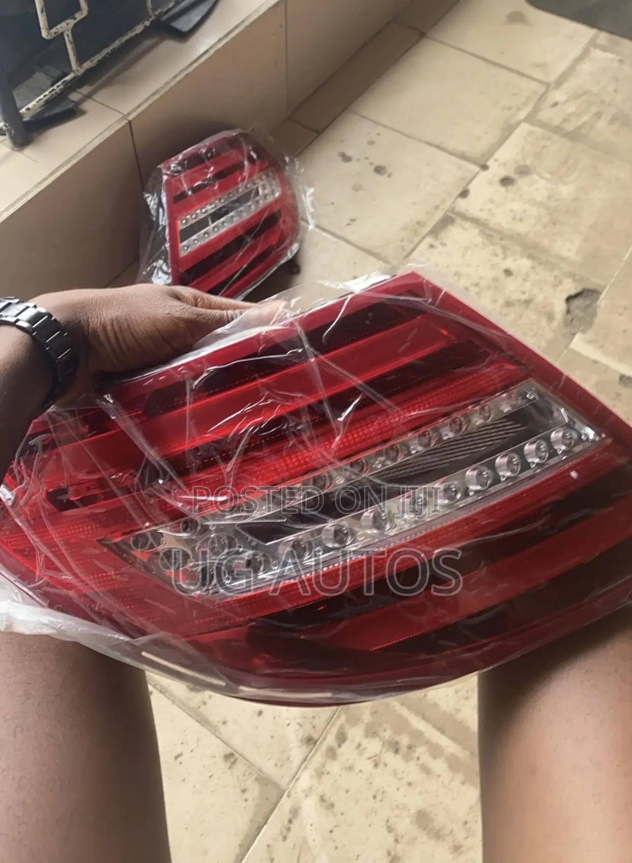 Rear Light Mercedes Benz C300 2013 (W204)
