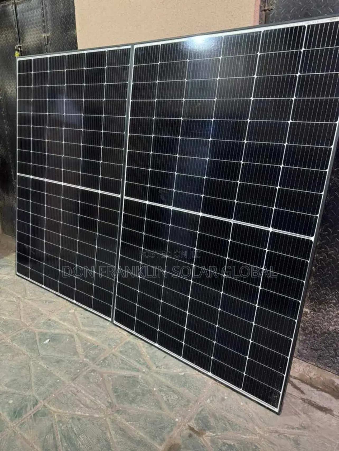 425watts Monocrystalline Canadian Solar Panel