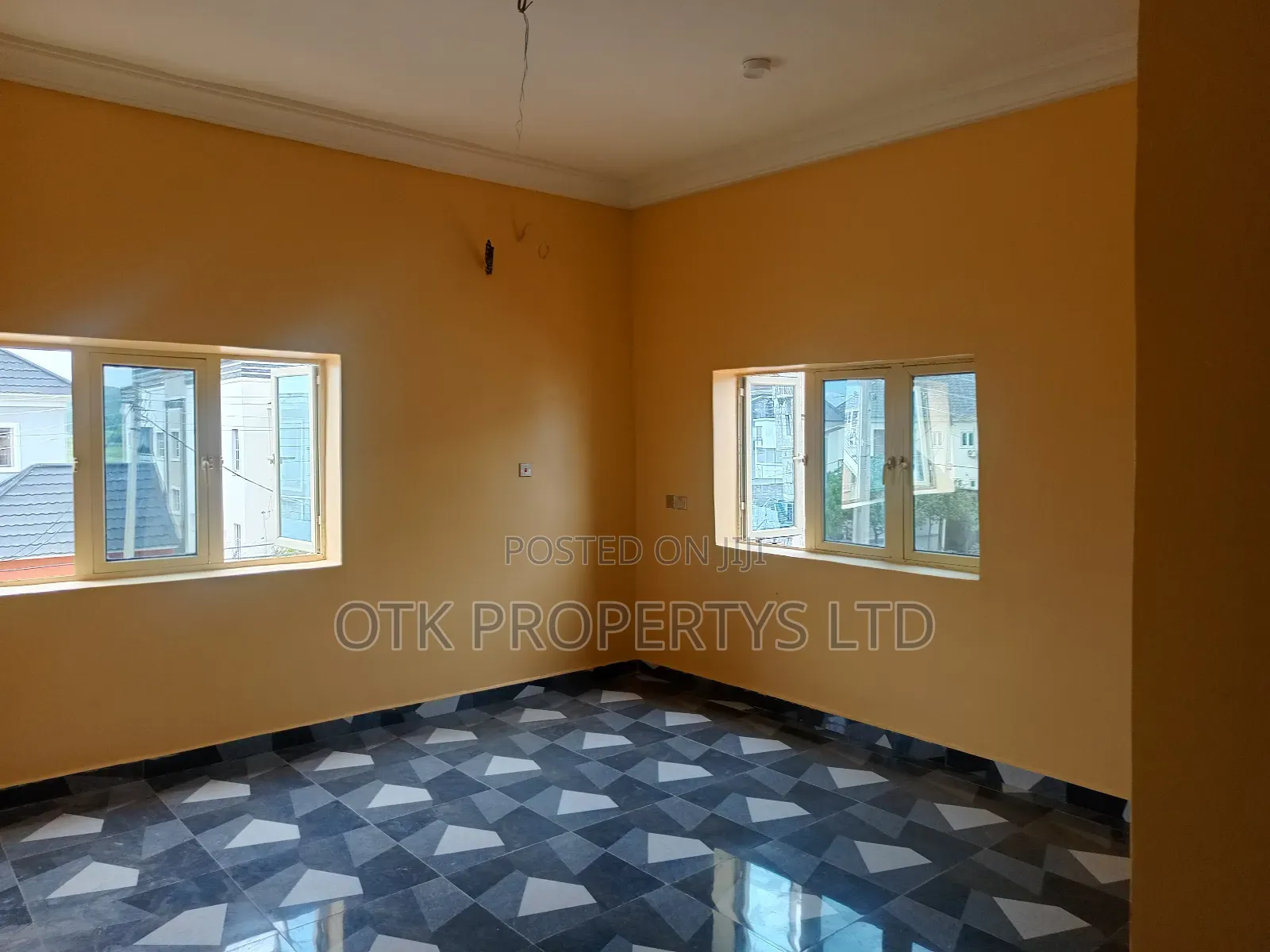 Furnished 2bdrm Block of Flats in Fo1, Kubwa for rent