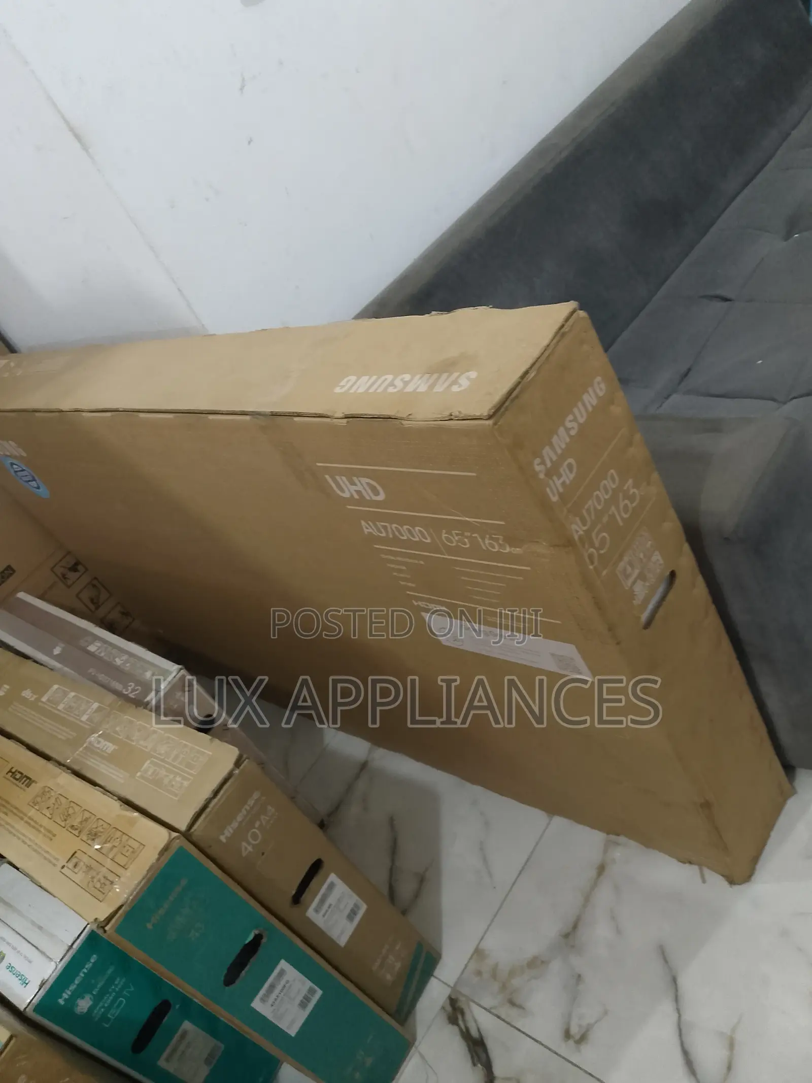 100% 65 Inches Samsung Tv/Uhd/Ua65au7000