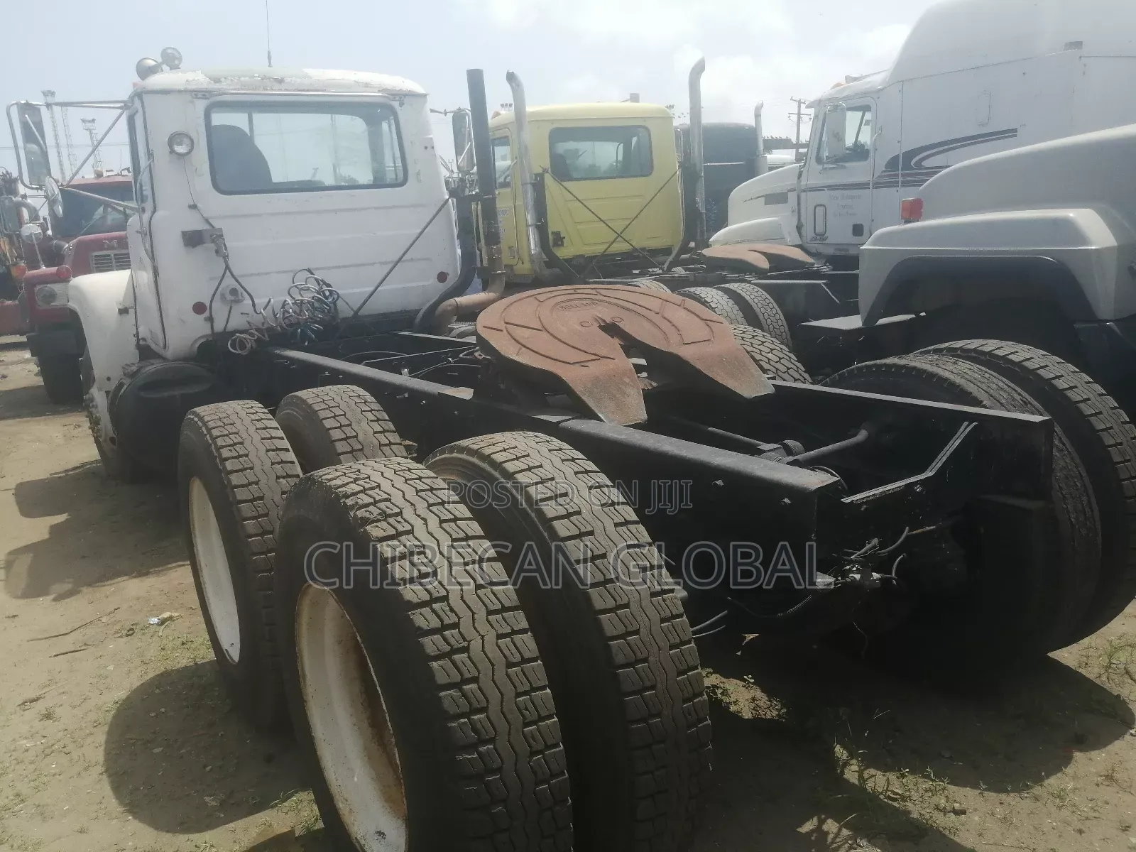 Mack Truck Head With 10 Tyres (Foreign Used)
