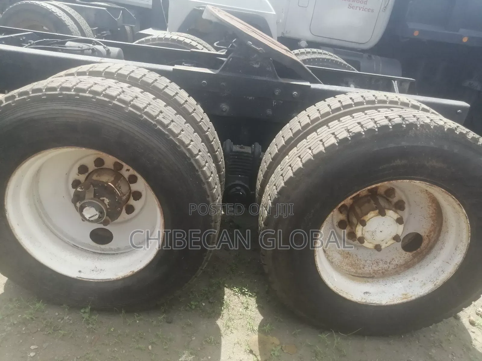 Mack Truck Head With 10 Tyres (Foreign Used)