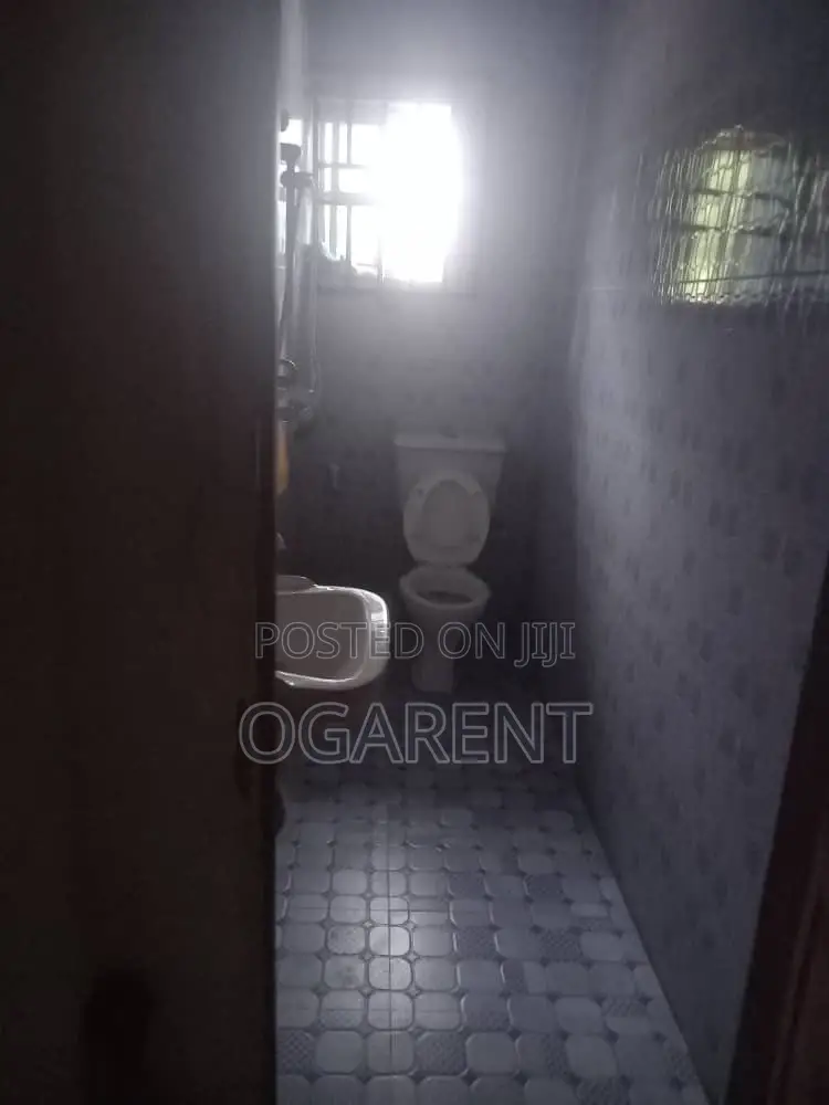 Furnished 1bdrm Room & Parlour in Country Home Sapele, Benin City