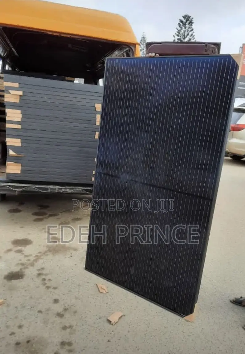 500watts Black Frames Mono Crystalline Panels