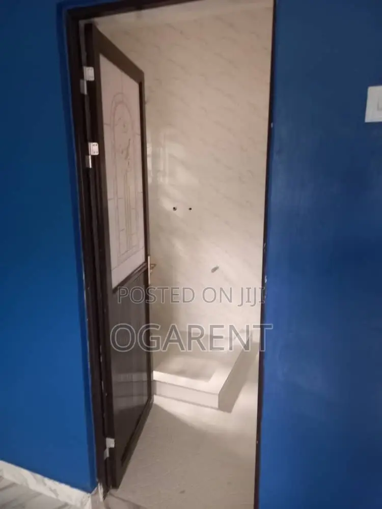 Furnished 2bdrm Apartment in Ugbor ,Gra, Benin City for rent