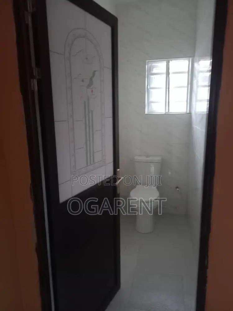 Furnished 2bdrm Apartment in Ugbor ,Gra, Benin City for rent