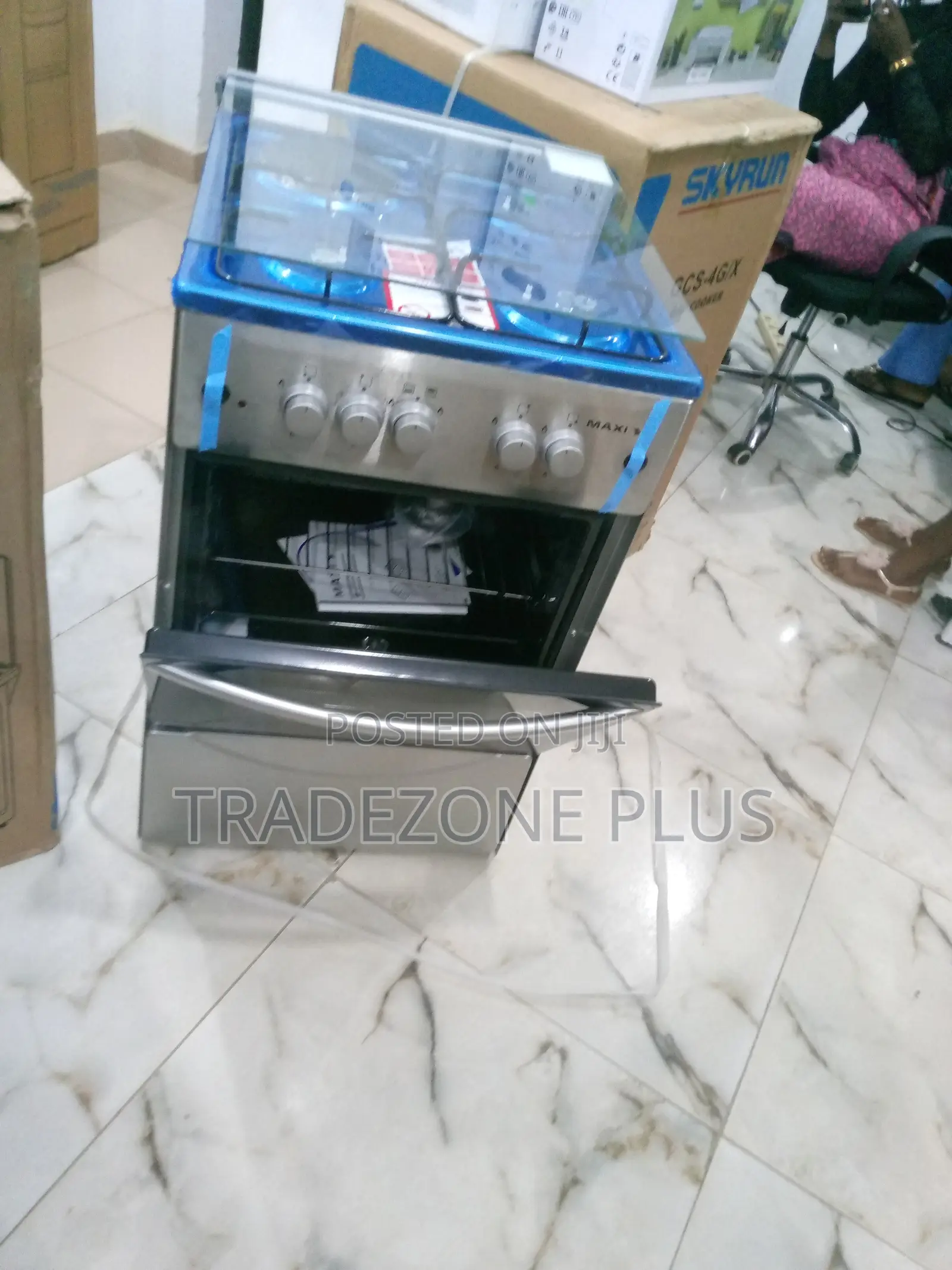 Maxi Gas Cooker + Hot Plate And Grill Oven