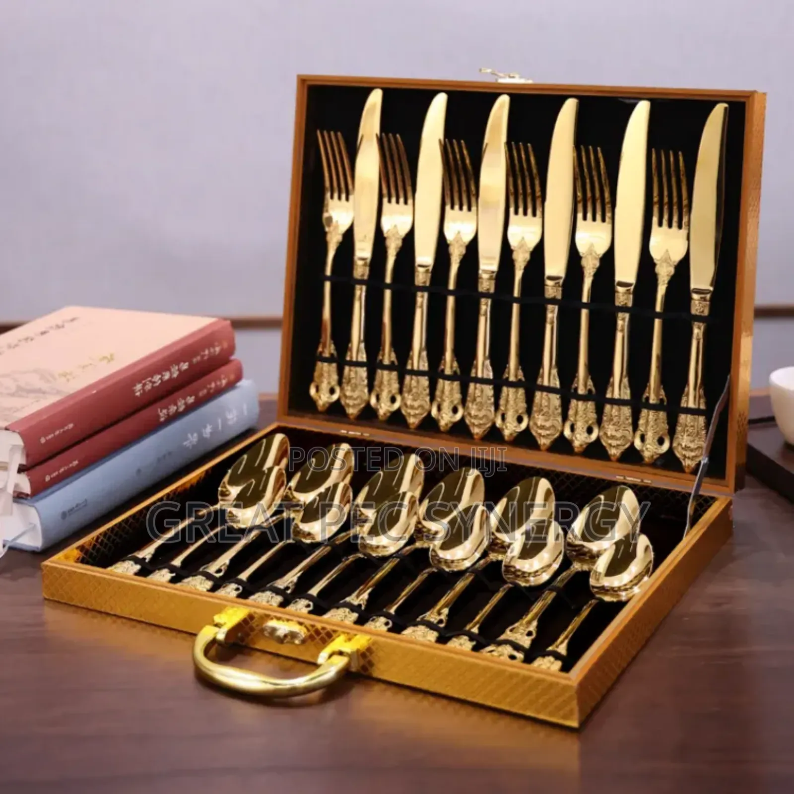 Big Box Cutlery Set Designer