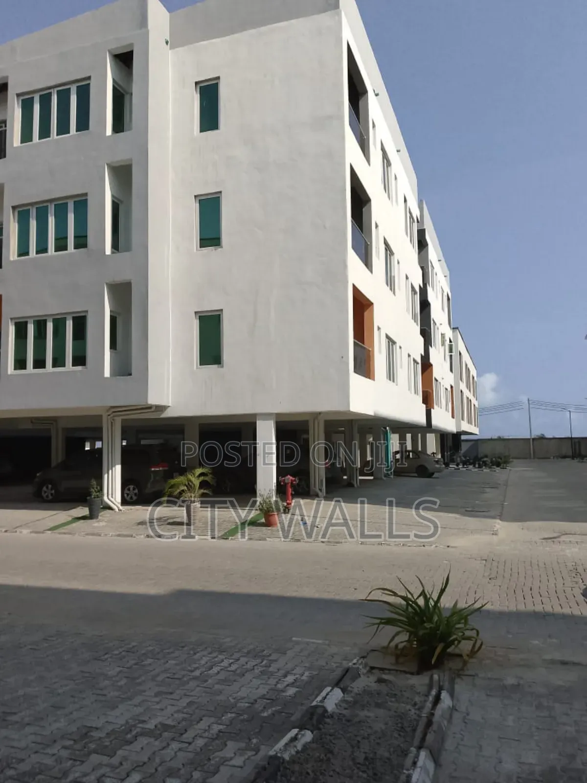 2bdrm Block of Flats in Cyber Ville Estate, Ikate-Elegushi for sale