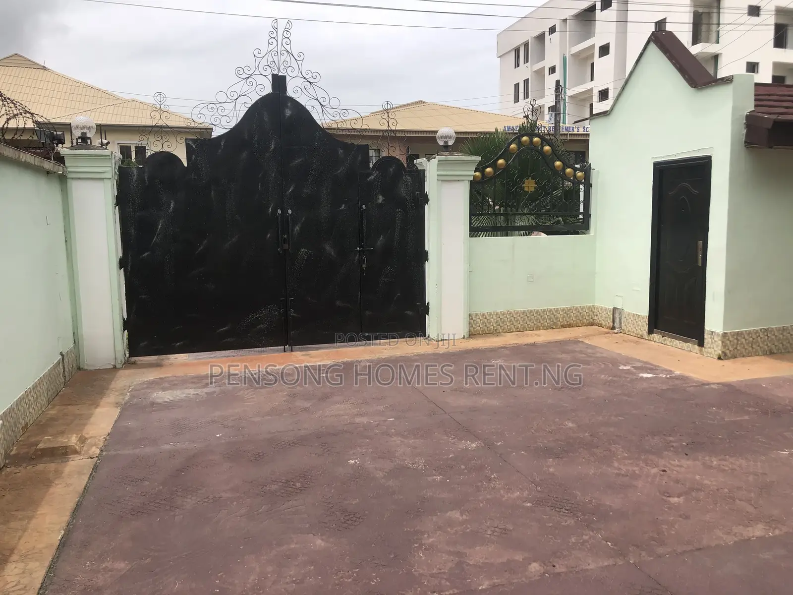 3bdrm Duplex in Lekki Phase 1 for rent