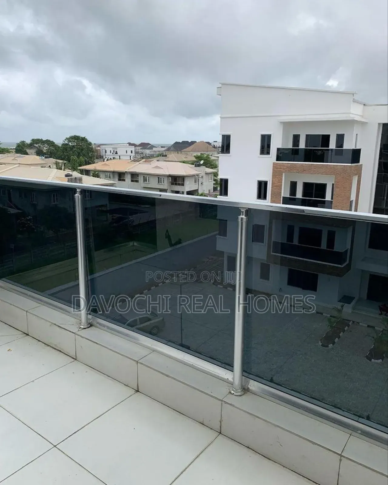 3bdrm Apartment in By Chevron Second, Lekki for rent