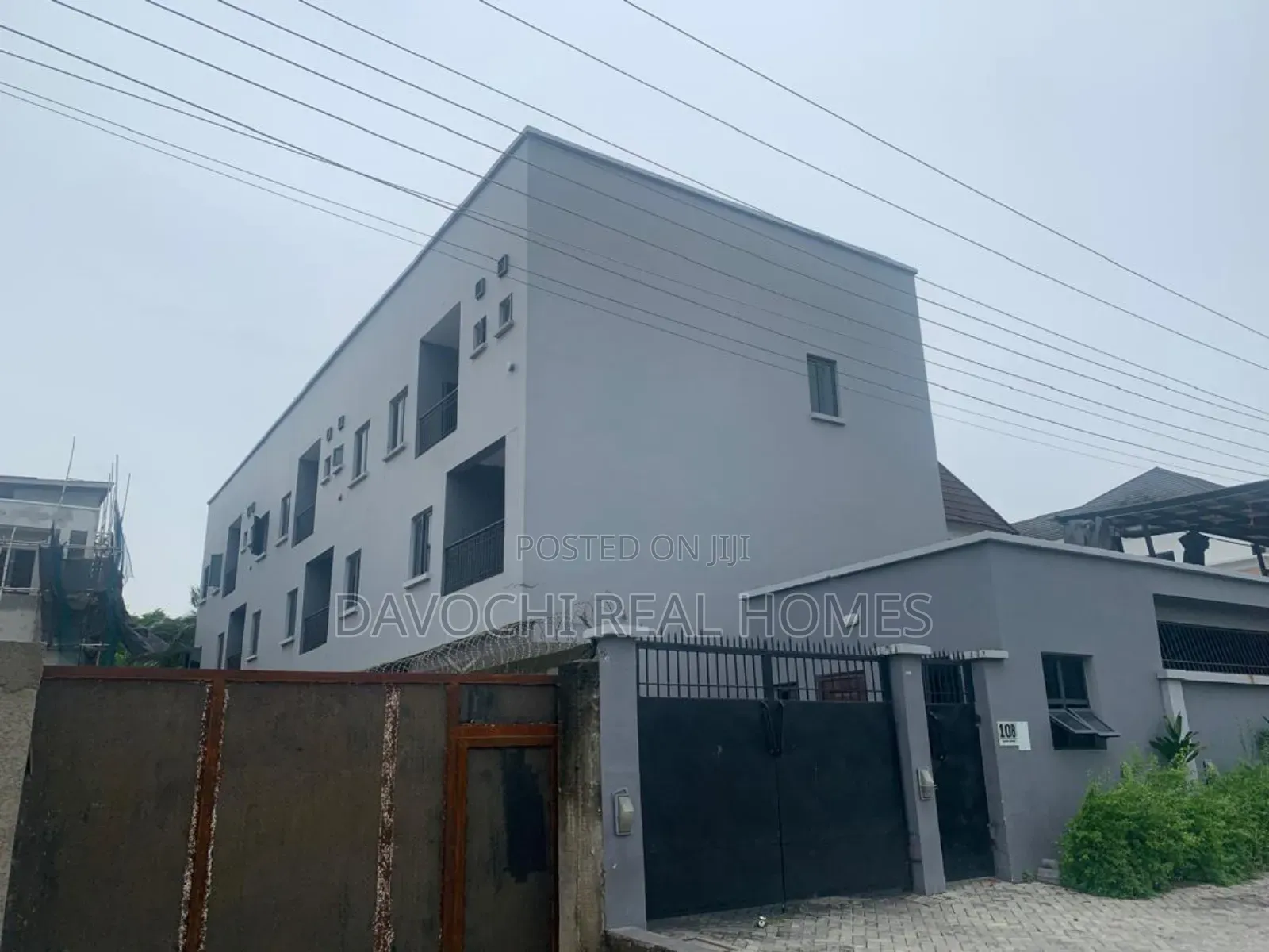 3bdrm Duplex in Lekki Phase for rent