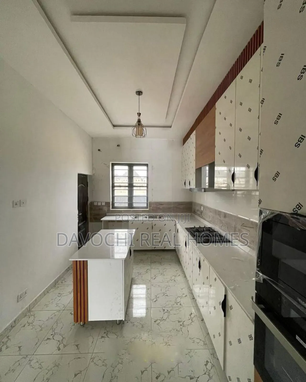 4bdrm Duplex in Lekki Ikota for rent