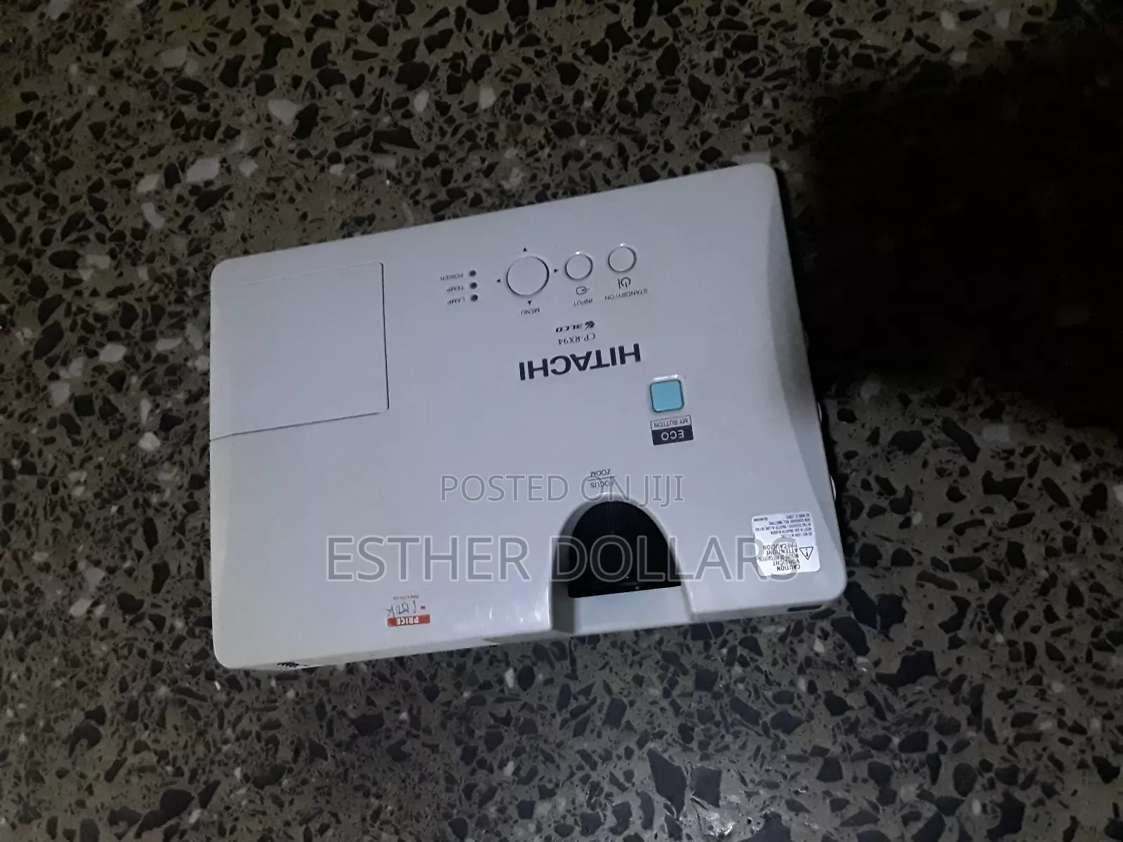 Neat Hitachi Projectors for Classroom