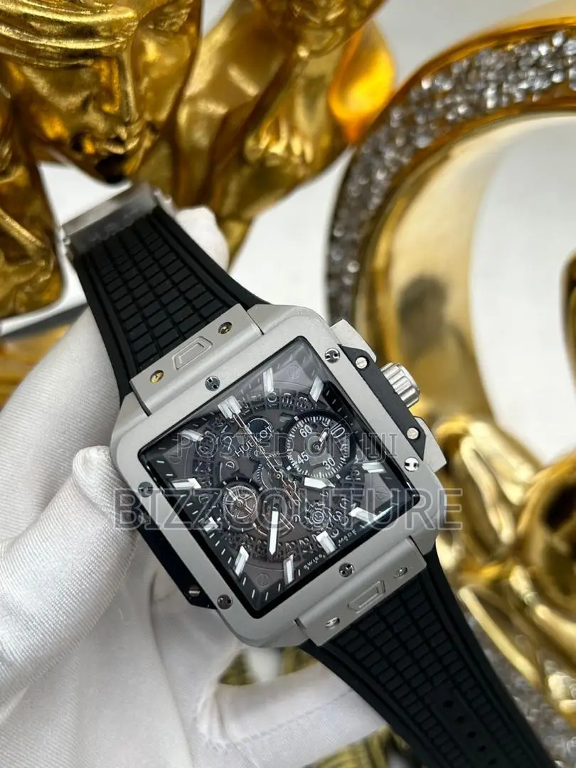 Original Hublot Mechanical Black Rubber Strap Watch in Store