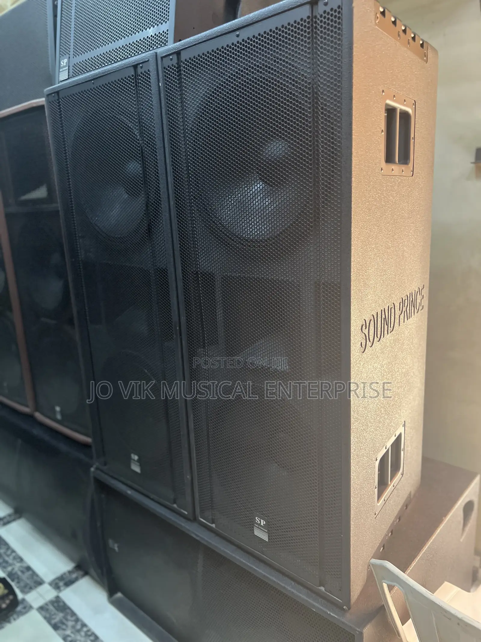 Sound Prince Sp 315.Black Water Proof Speaker "15" Inches