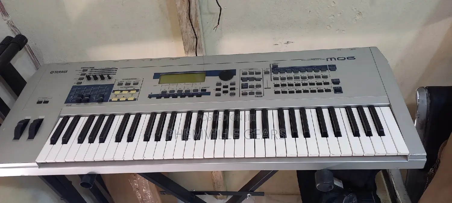 Neat Uk Used YAMAHA MO6