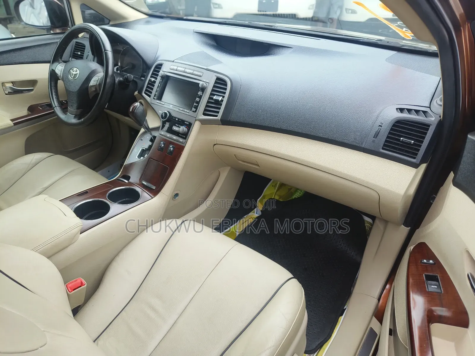 Toyota Venza V6 AWD 2010 Brown