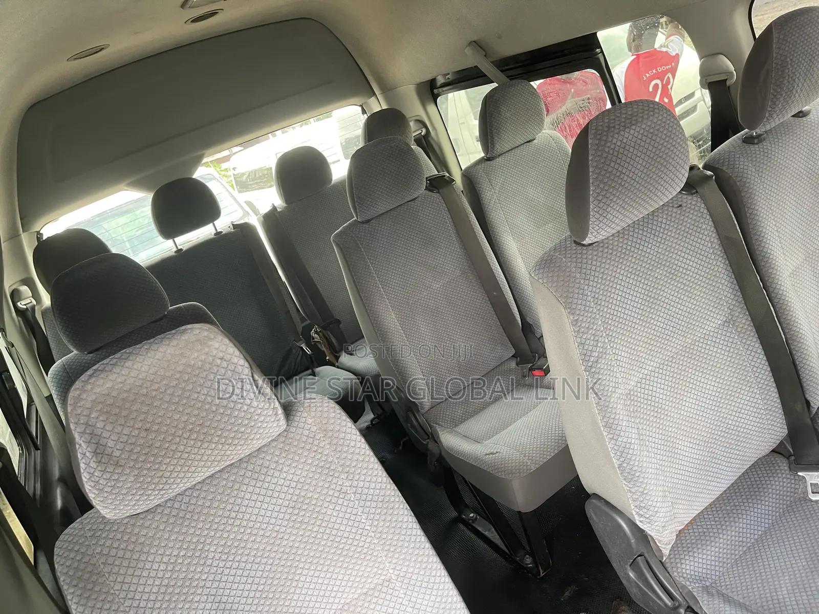Toyota HiAce 2018 White