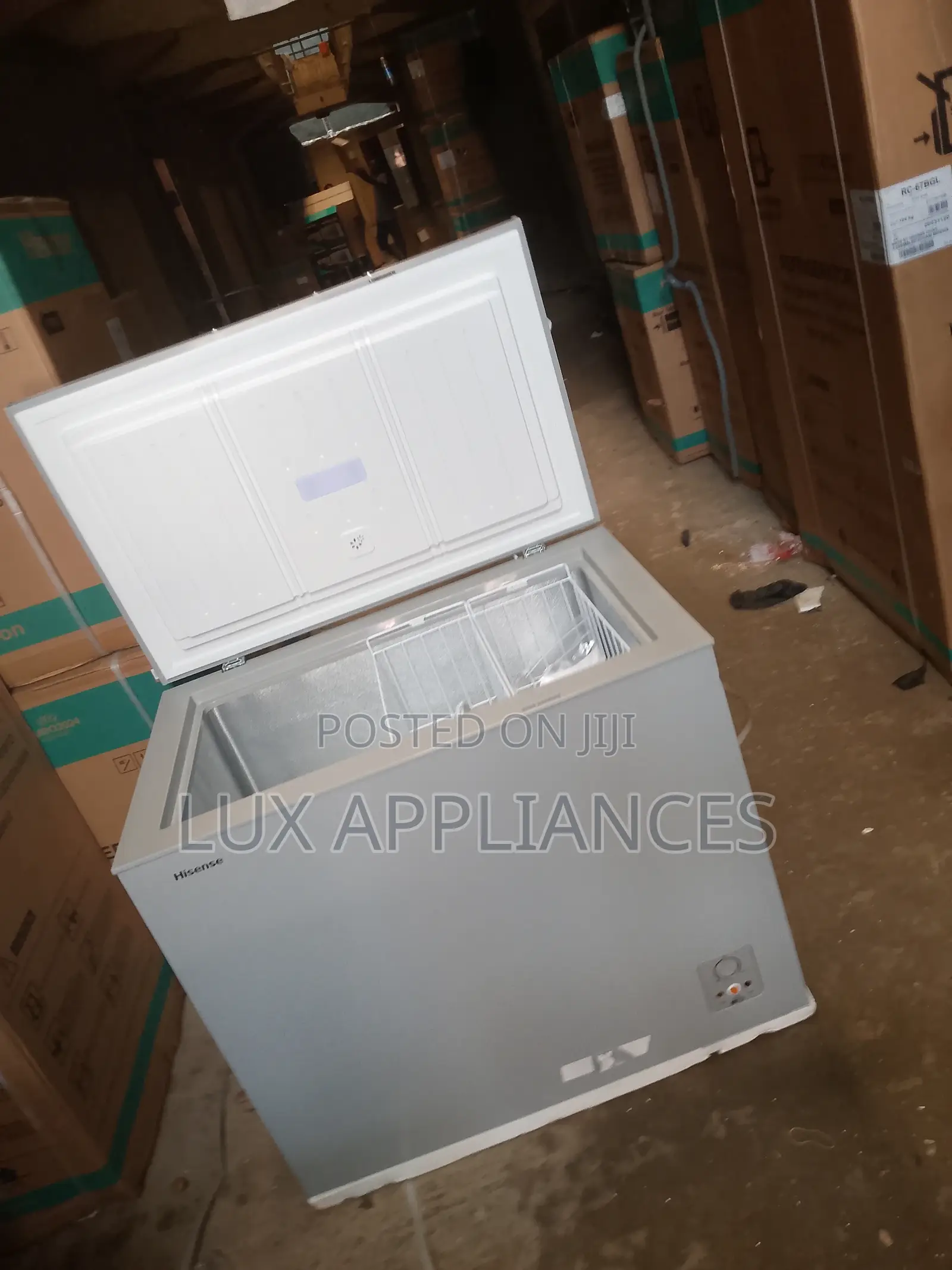 Nice and Portable Hisense 217L Chest Freezer