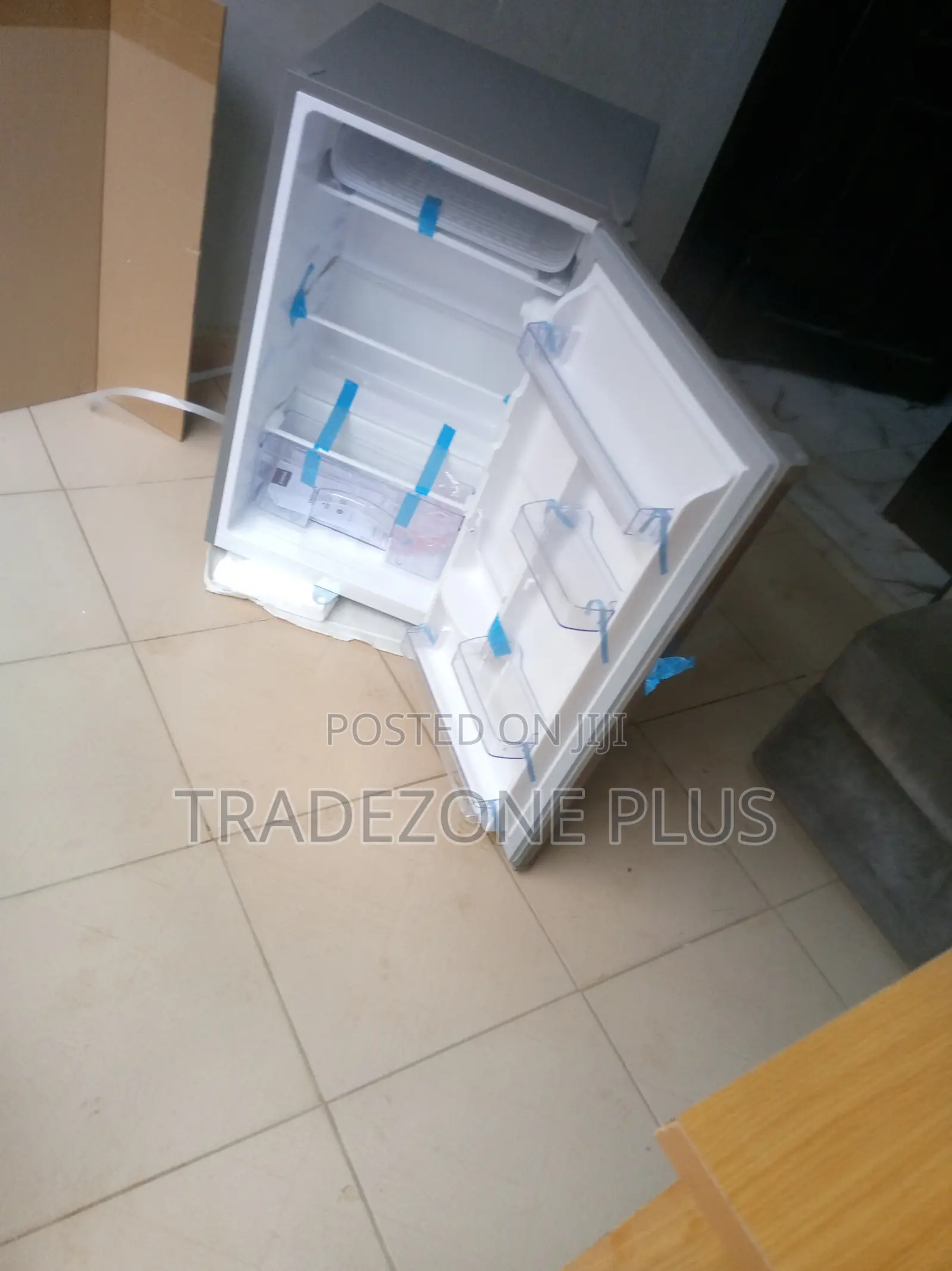 Classic Bruhm BRS-93mmds Refrigerator