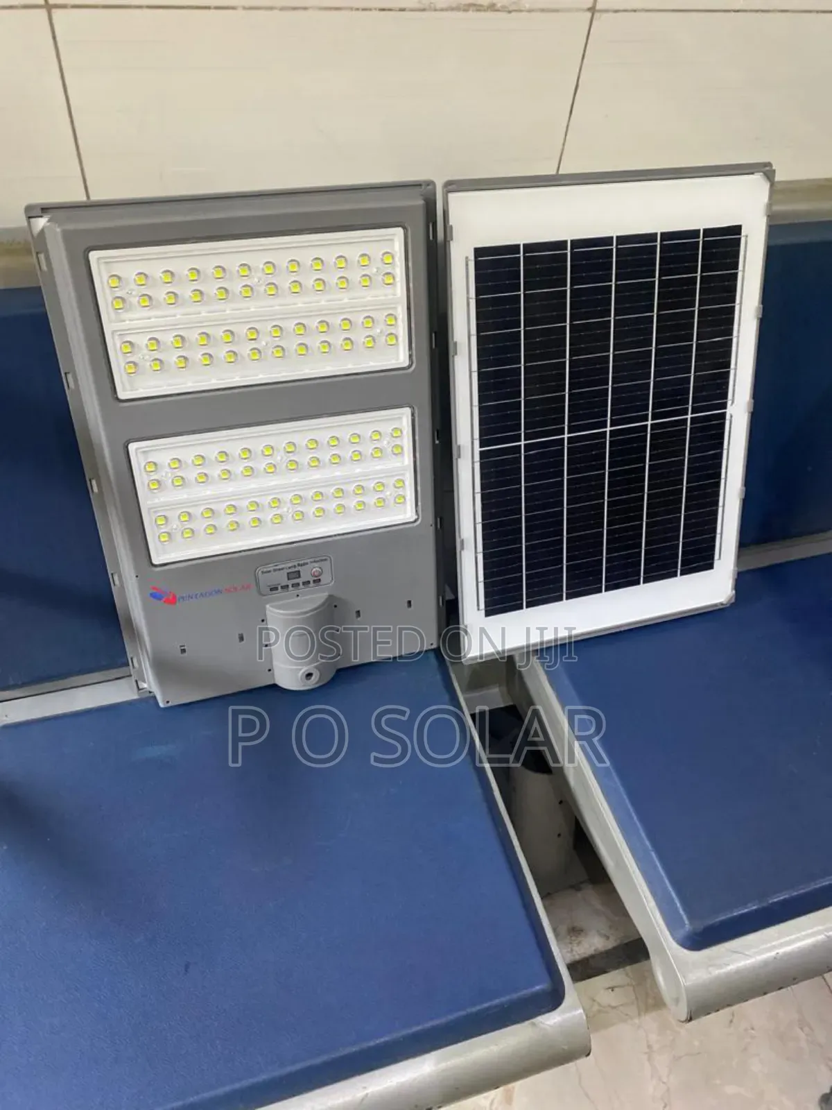 2 Bold Eyes All in One Semi Industrial Solar Light