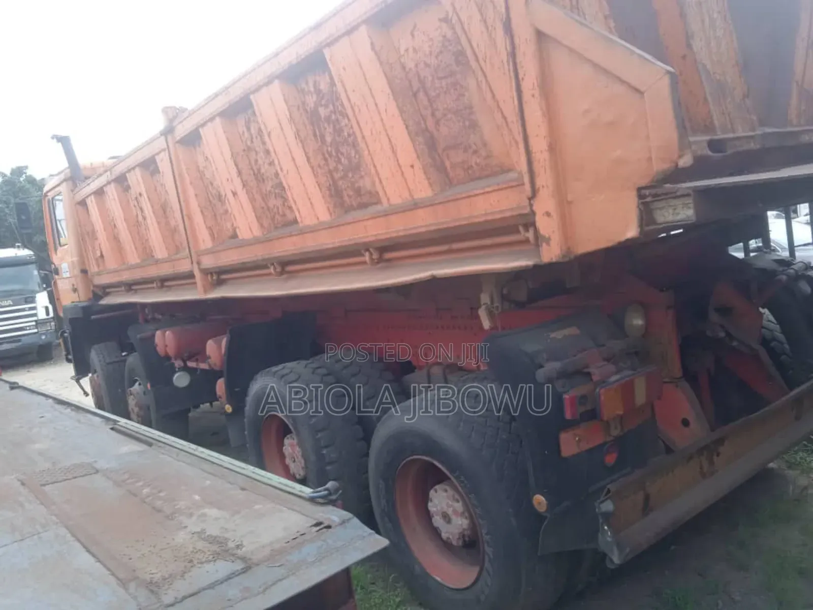 MAN Tipper 12tyres
