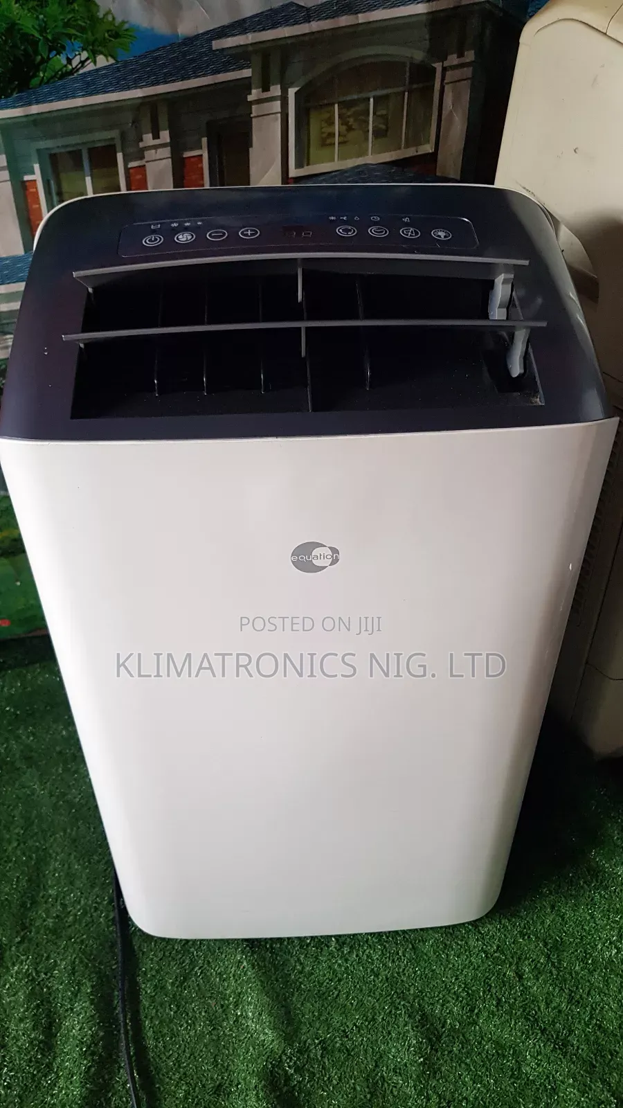 Powerful 1hp Mobile Ac + Accessories