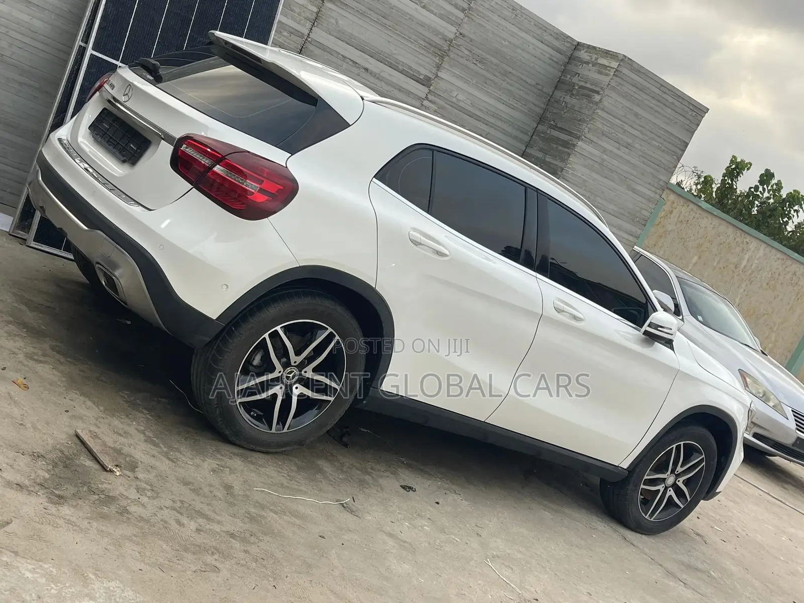 Mercedes-Benz GLA-Class 2019 White