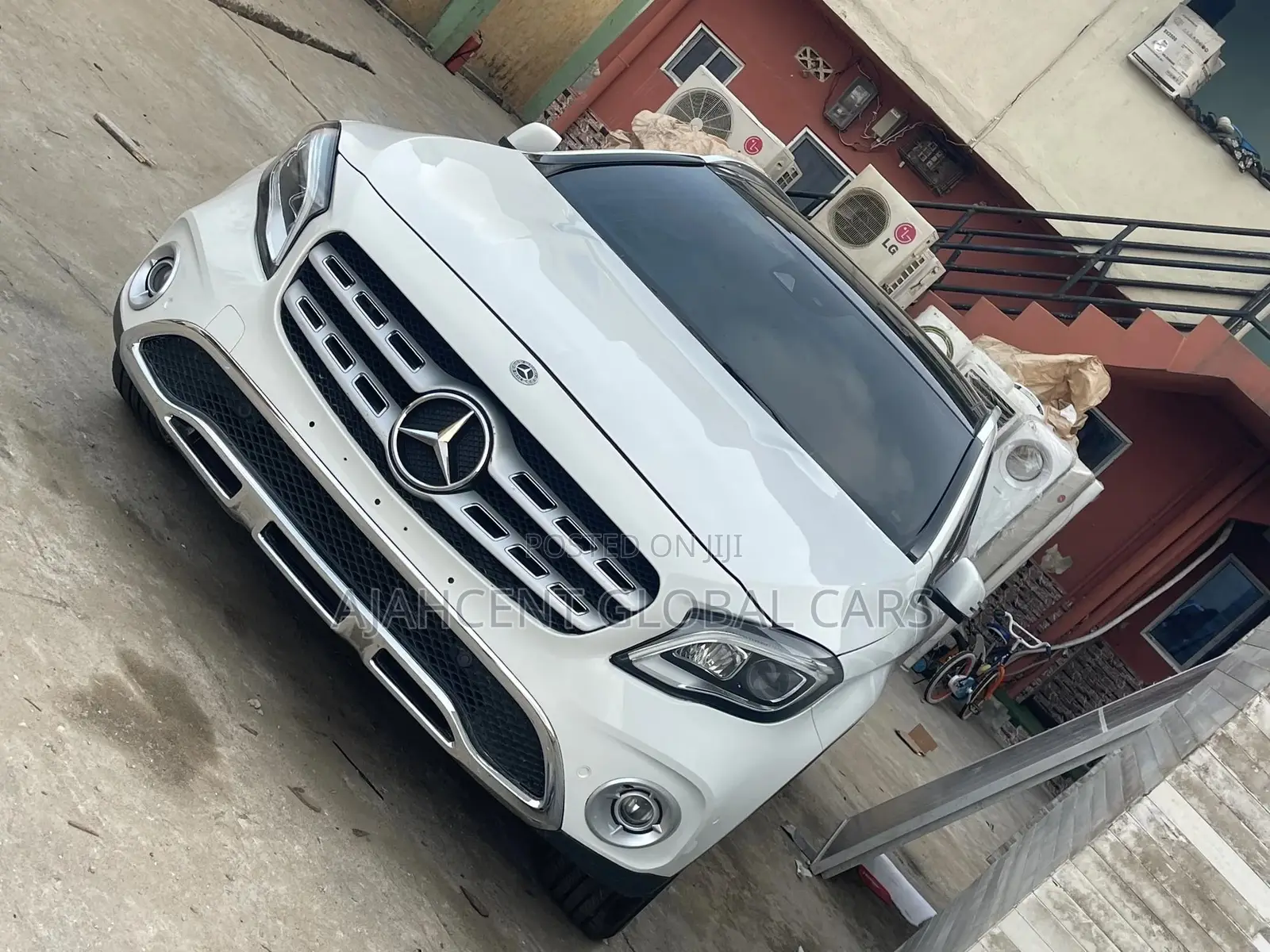 Mercedes-Benz GLA-Class 2019 White