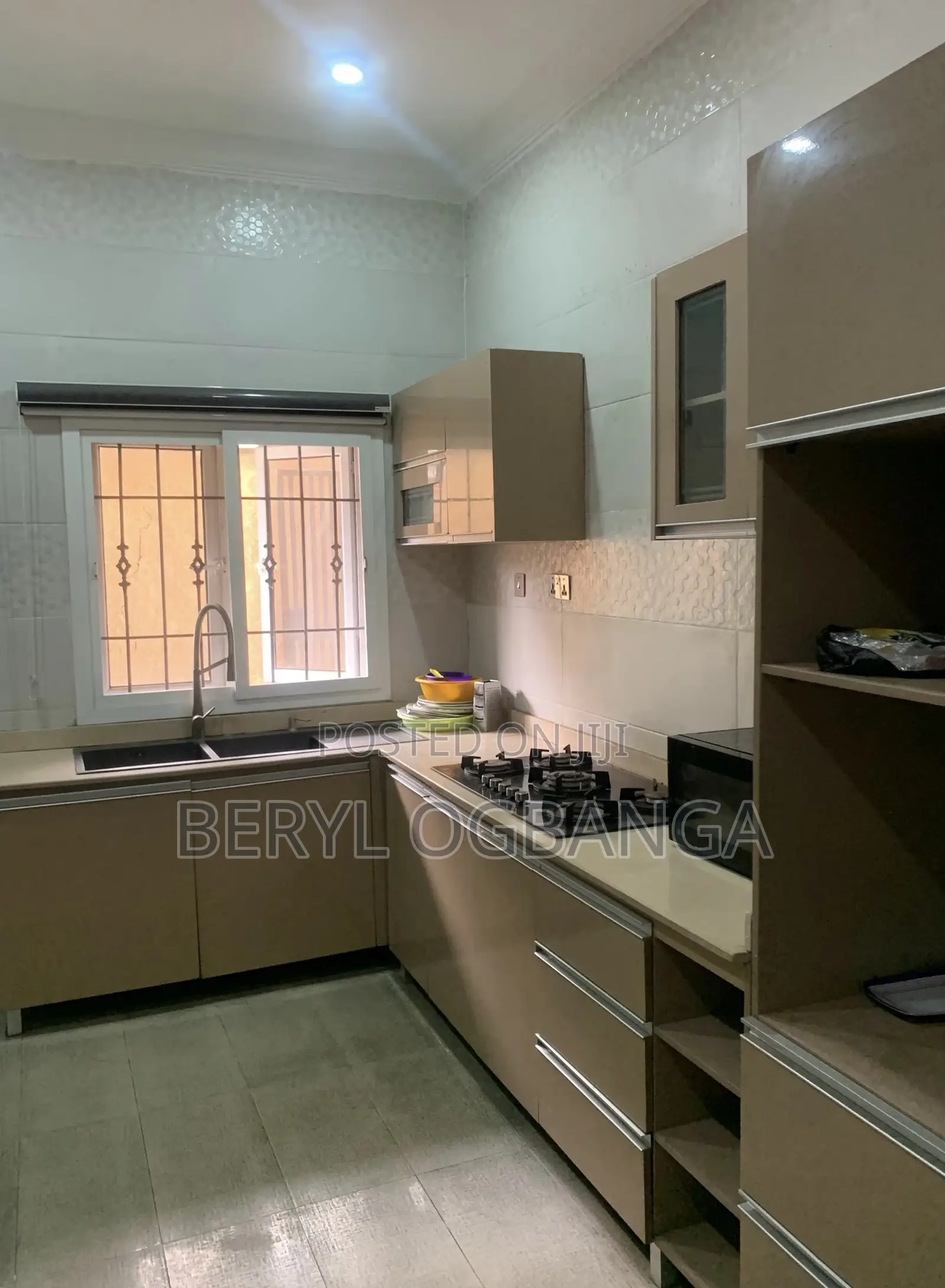 5 Bedroom Party (Self Compound) With Gym and Snooker