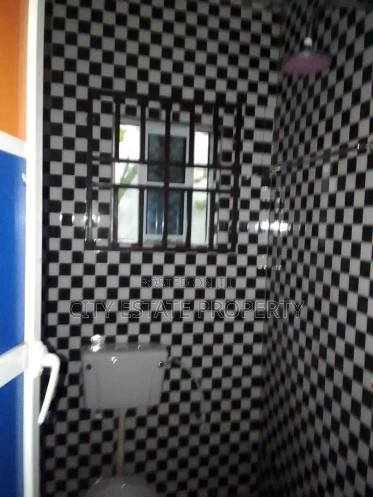 Furnished 20bdrm Block of Flats in Uniport for sale