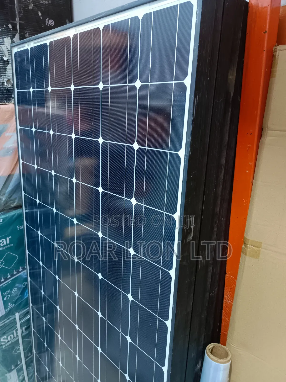 200W Solar Panel Black Frame