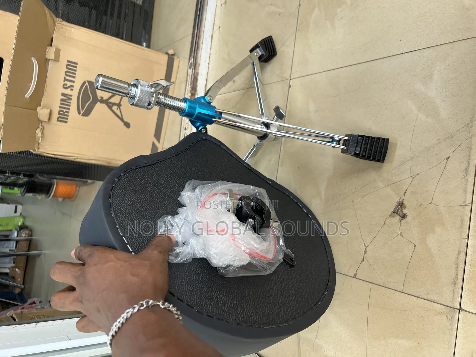 Professional Drum Seat for Drummers. Heavy Duty Drum Throne