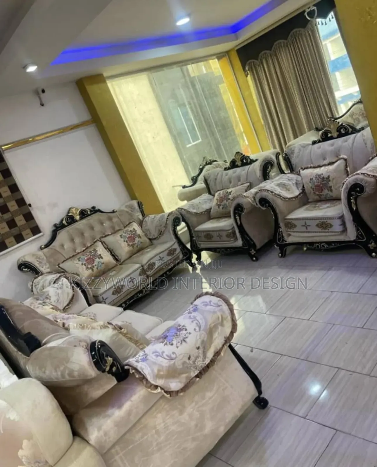 Royal Sofa Chair.