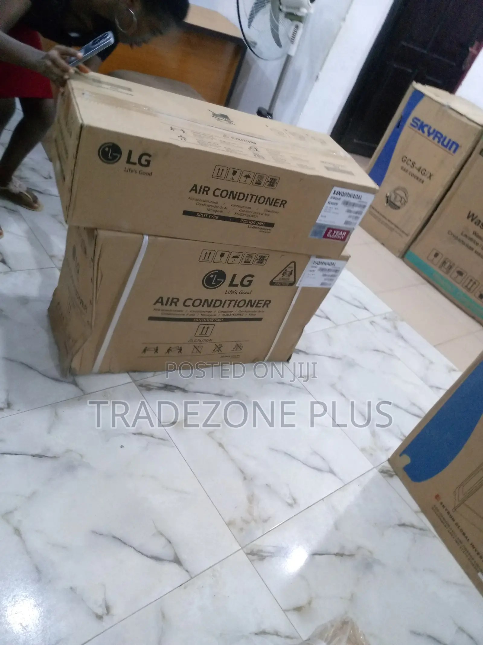 LG Air Conditioner With Inverter