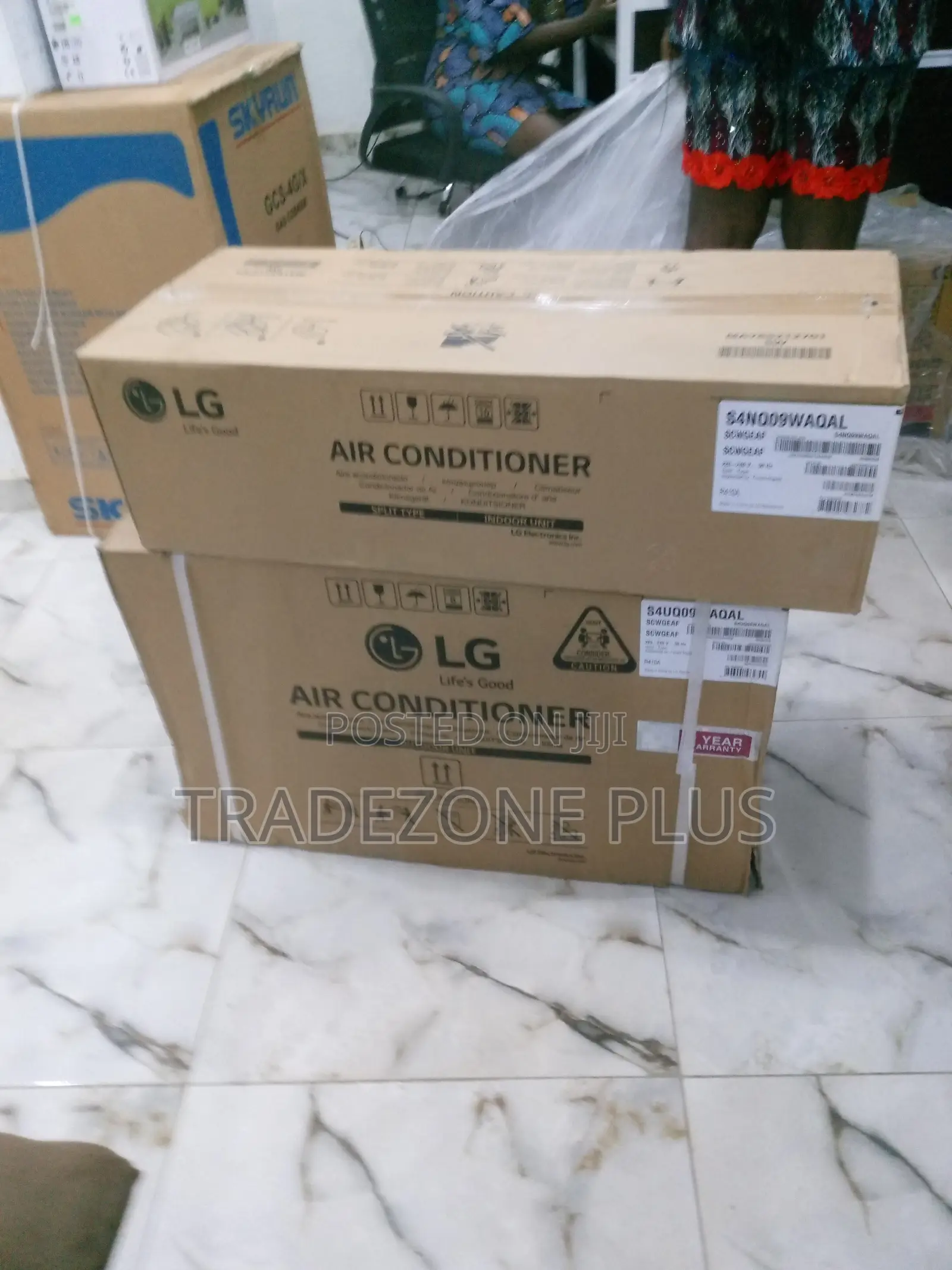 Brand New LG 1hp AC With Dual Inverter