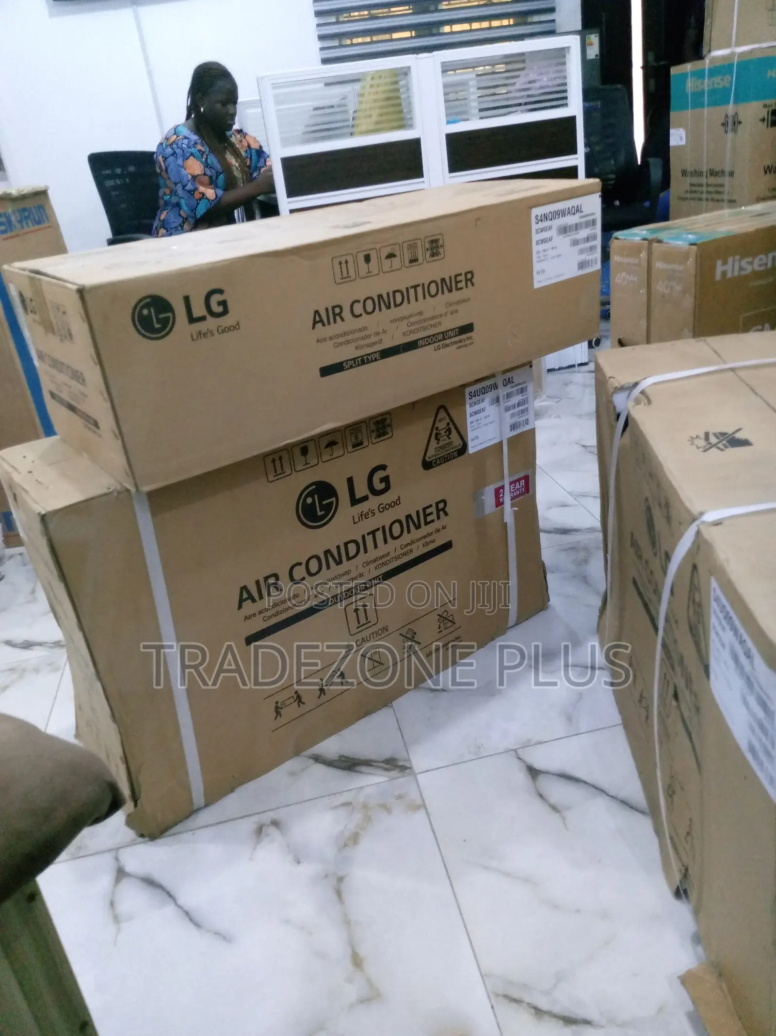 New LG Dual Inverter 1hp Air Conditioner