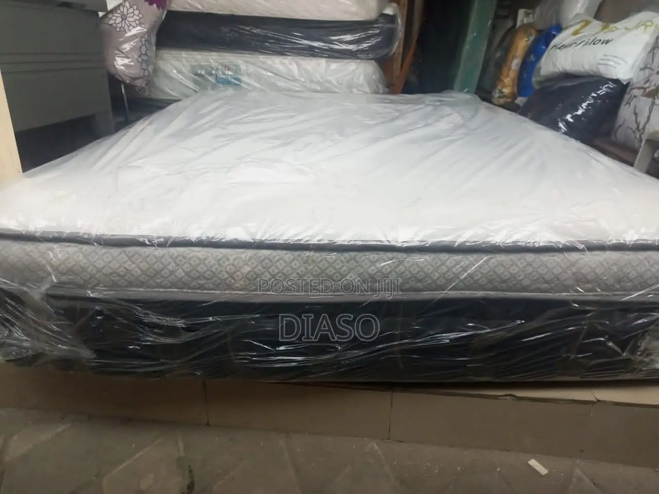 Order for Your Canadian 6x6 14inches Mattress Get 1 Pillow