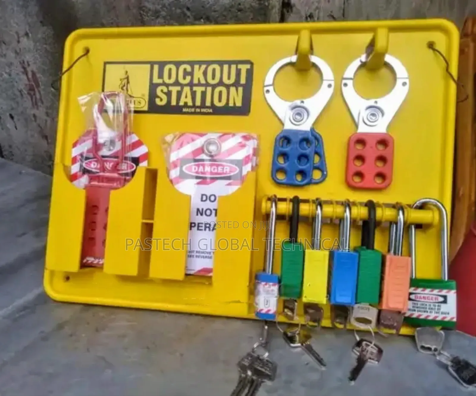 Lockout/Lock Out Station
