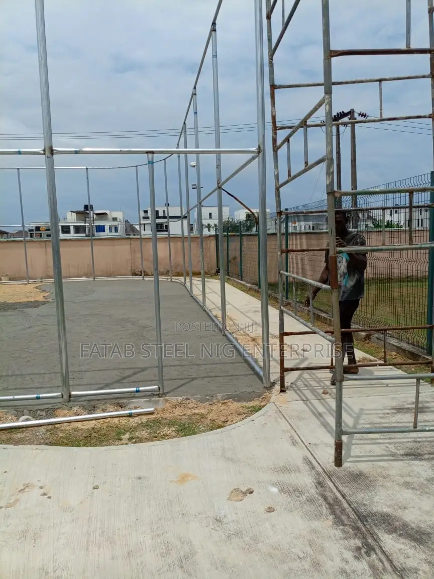 8ft Coated Chainlinks or Perimeter Fence
