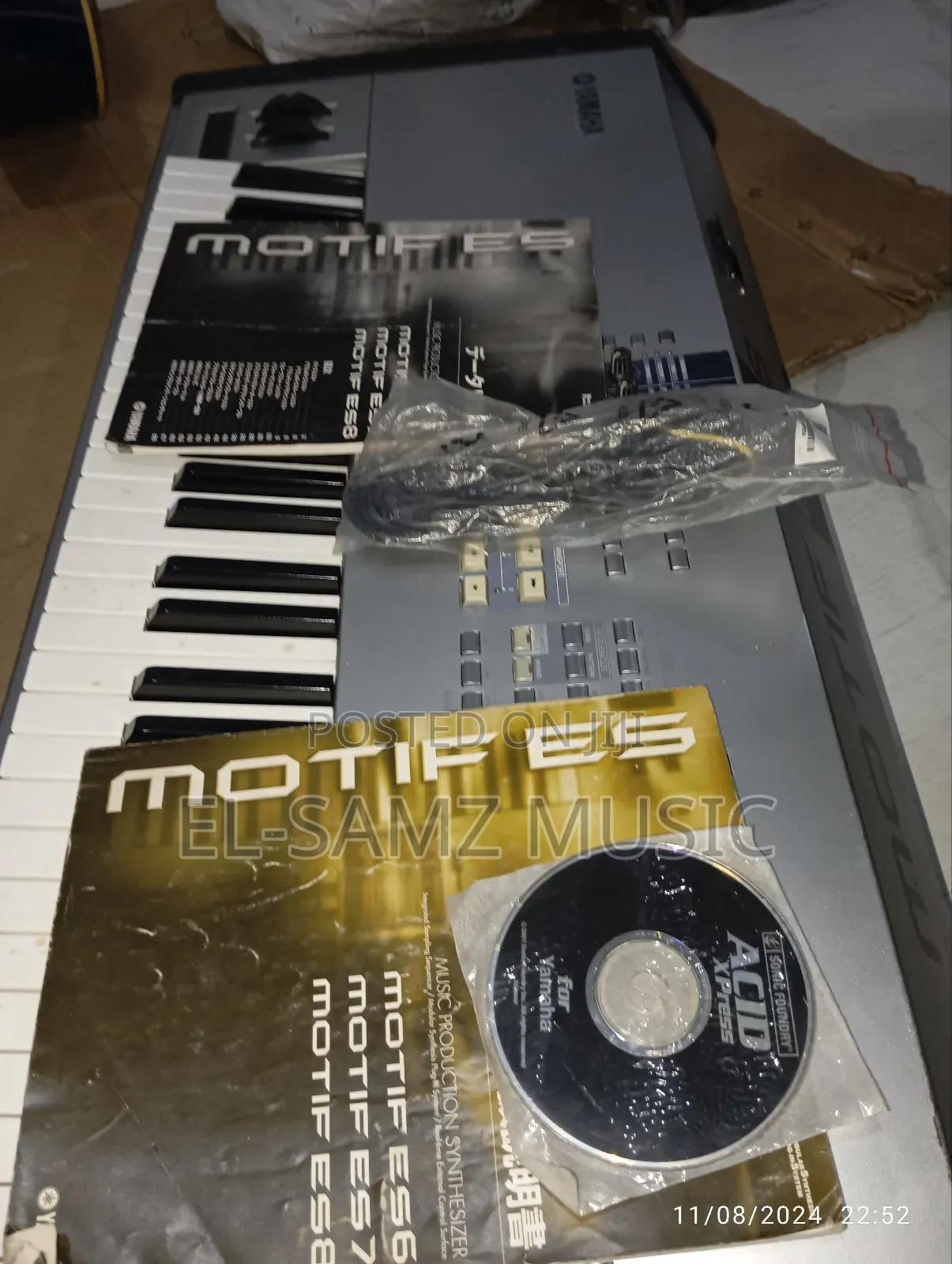 Yamaha Motif Es8