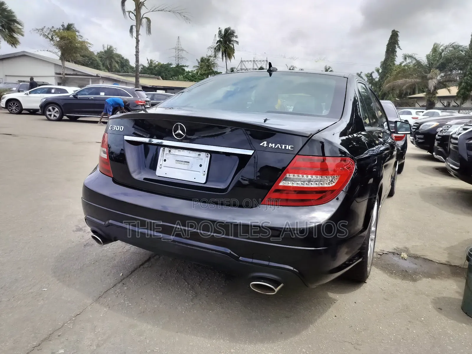 Mercedes-Benz C300 2013 Black